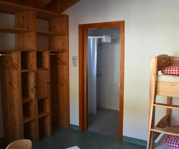 Ferienhaus La Margna Hostel