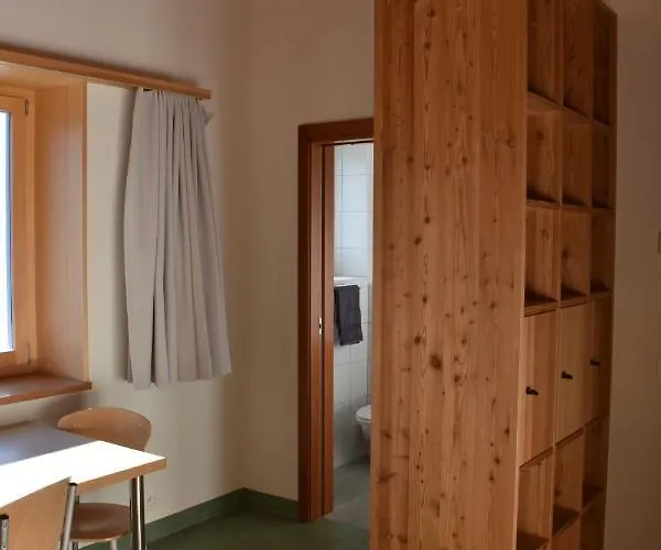 Ferienhaus La Margna Hostel Celerina/Schlarigna