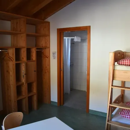 Ferienhaus La Margna Auberge de jeunesse