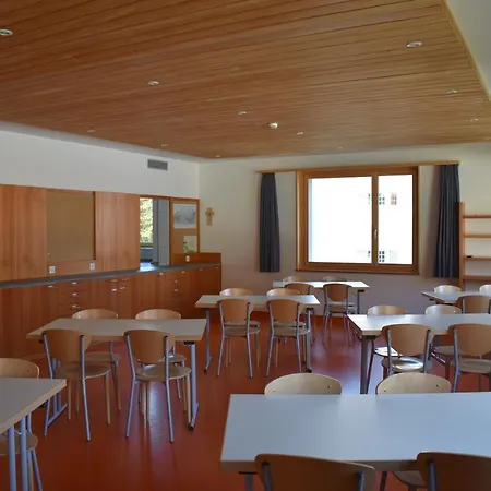 Auberge de jeunesse Ferienhaus La Margna *